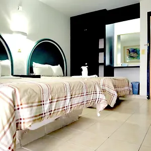 Hotel Hc International By R&t Cancún